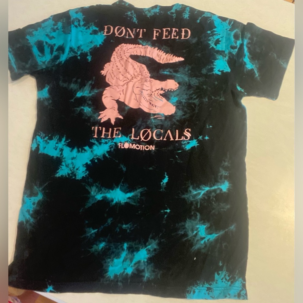Flomotion “Don’t Feed the Locals” Tshirt